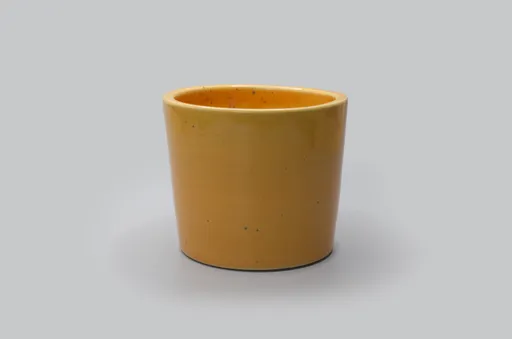 Yellow pot